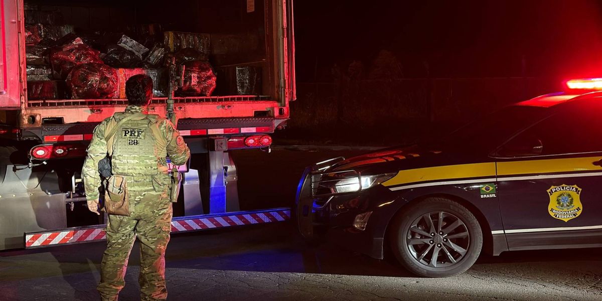 PRF apreende mais de 5 toneladas de maconha na BR-277, em Guarapuava