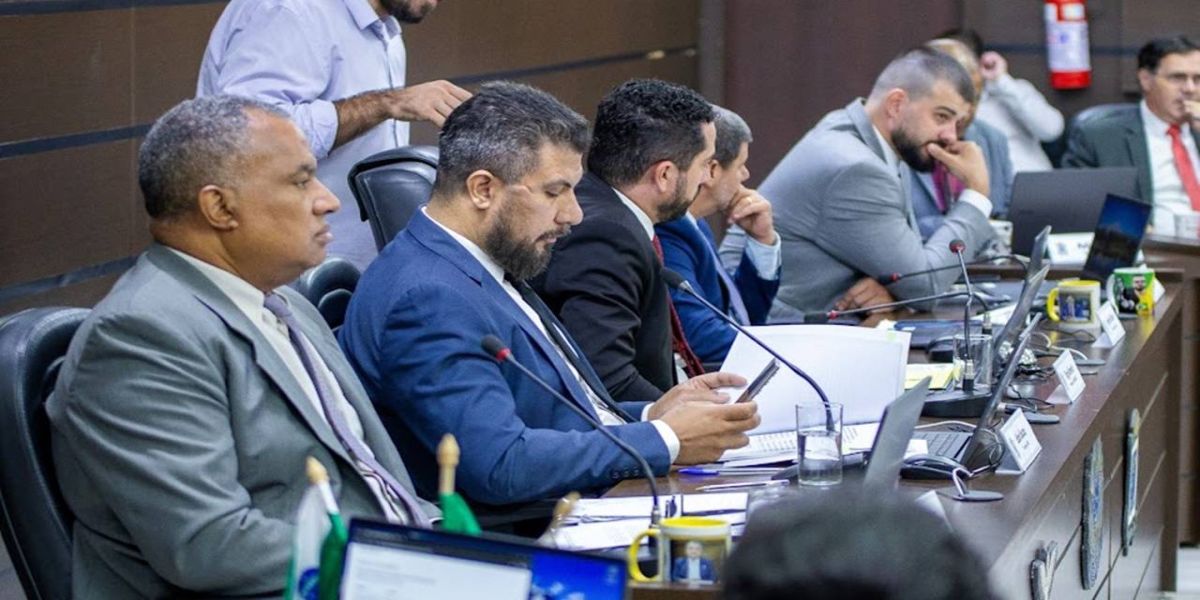 Câmara cria Comissão de Indústria e Comércio e separa Cultura e Esportes