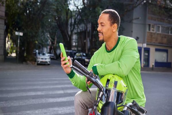 inDrive Moto chega a Cascavel com foco em mobilidade acessível e segura