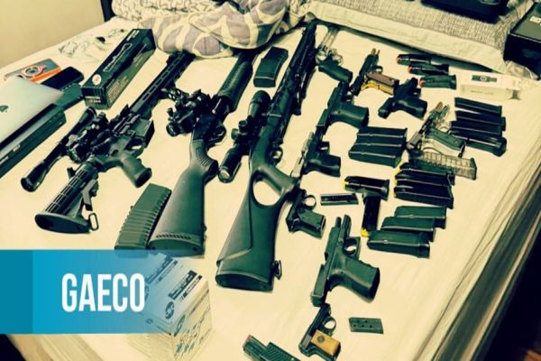 Gaeco e PM cumprem 37 mandados de busca no PR, SC, SP e MG em ação contra associação criminosa
