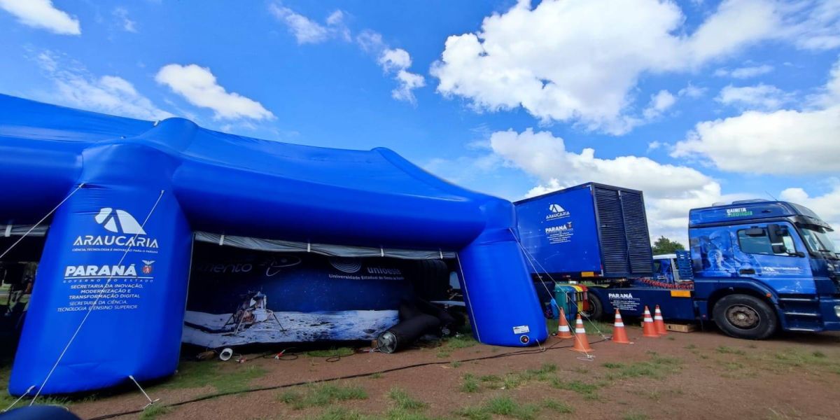 Unioeste apresenta projetos na carreta da inovação em Cascavel