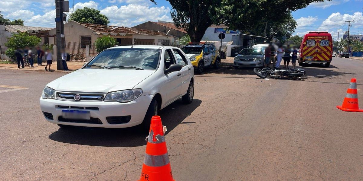 Colisão entre carro e moto deixa motociclista de 36 anos ferido no Bairro Periolo em Cascavel
