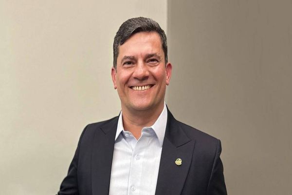 Sérgio Moro dispara na corrida pelo Governo do Paraná e pode ter o dobro dos votos dos adversários