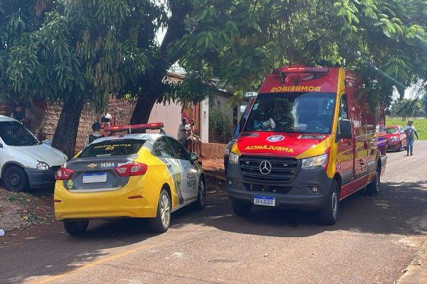 Dois homens são baleados no bairro Brasília em Cascavel; O atirador chegou a pé no local