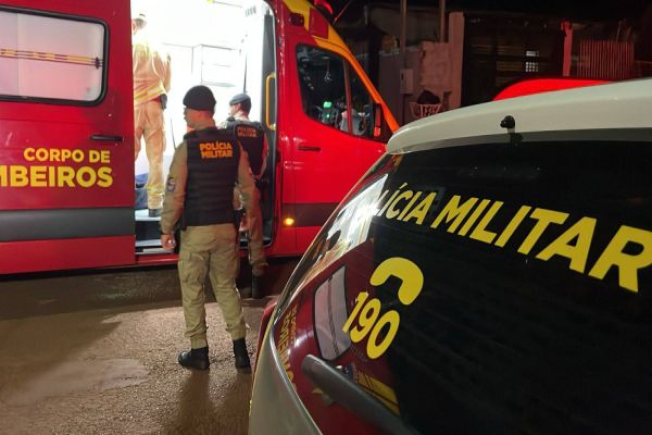 Mulher 32 anos é esfaqueada nas costas no Bairro Tarumã em Cascavel
