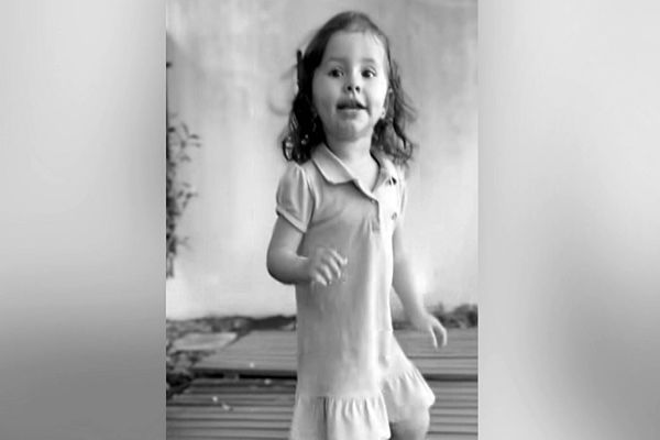 Menina de 1 ano que caiu de prédio no bairro Cascavel Velho, tem morte cerebral confirmada