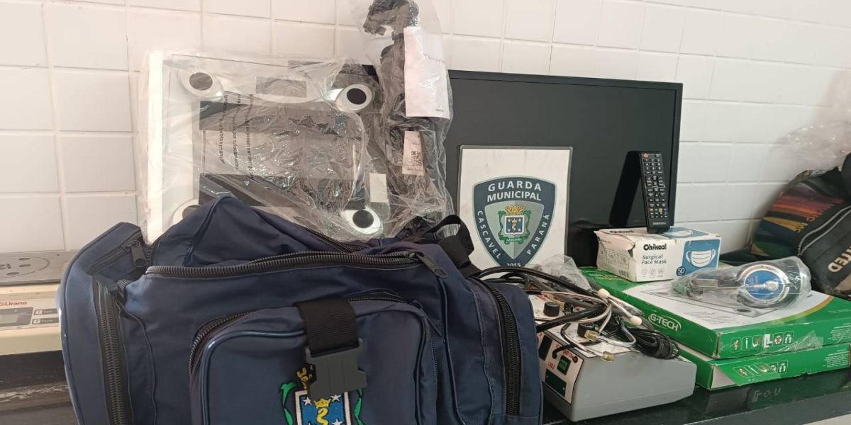 Jovem é detida com objetos furtados da Prefeitura de Cascavel