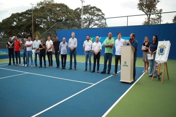 Cascavel ganha novas quadras de tênis no Complexo Ciro Nardi
