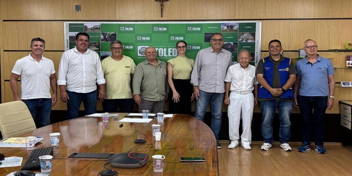 Prefeito de Toledo recebe comissão da Meia Maratona de Toledo em reunião