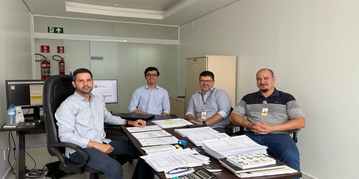 Procon recebe reclamações sobre contas de energia elétrica e se reúne com Copel para esclarecimentos