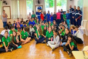 Imagem referente à notícia: ‘Samu nas escolas’ ensina como agir em situações de urgência e emergência