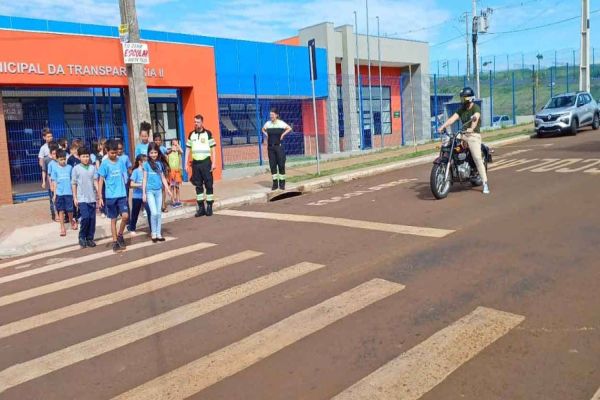 TRANSITAR: Projeto Rua Segura promove educação de trânsito nas escolas de Cascavel