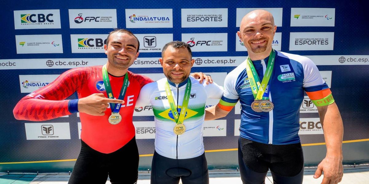 Luis Steffens sobe em todos os pódios do Campeonato Brasileiro de Paraciclismo de Pista