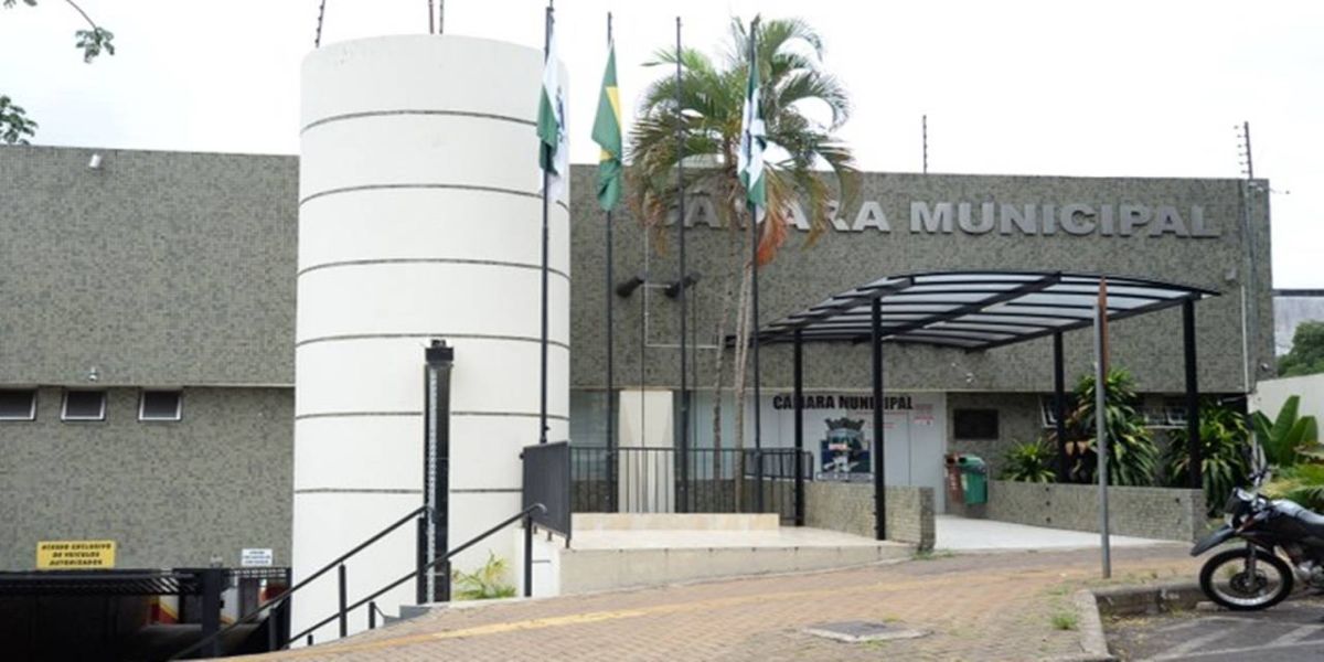 Servidor da Câmara de Vereadores é investigado por uso de documentos falsos em Foz do Iguaçu