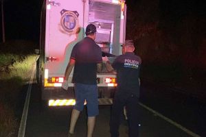 Imagem referente à notícia: Mulher morre após tombamento de caminhão na PR-566, no sudoeste do Paraná