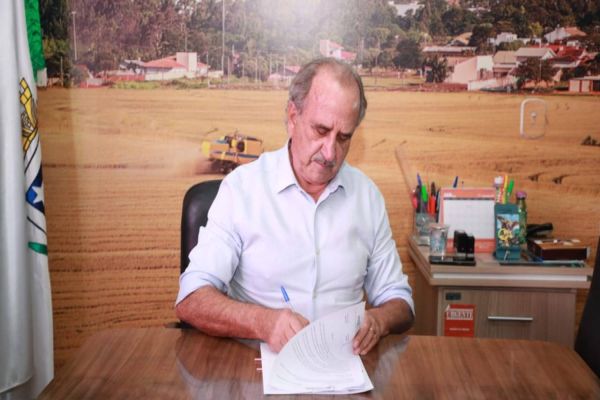 Renato Silva determina "pente-fino" em cadastros do programa Bolsa Família em Cascavel