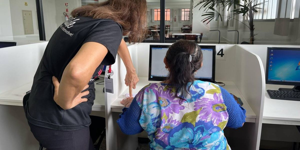 “O saber não ocupa lugar” diz aluna de 63 anos da Unipar