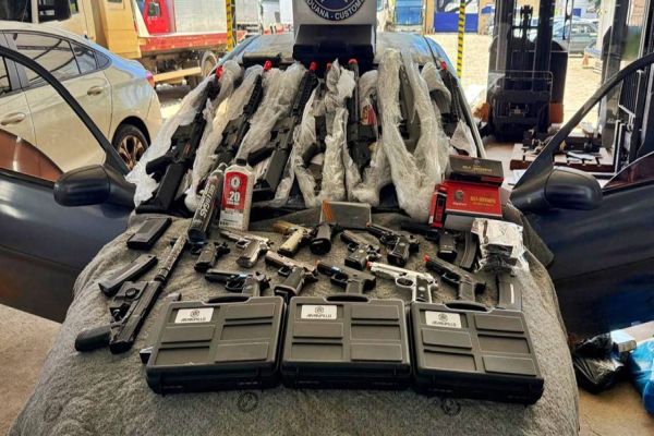 Receita Federal apreende mais de R$ 1 milhão em mercadorias durante ações no noroeste do Paraná