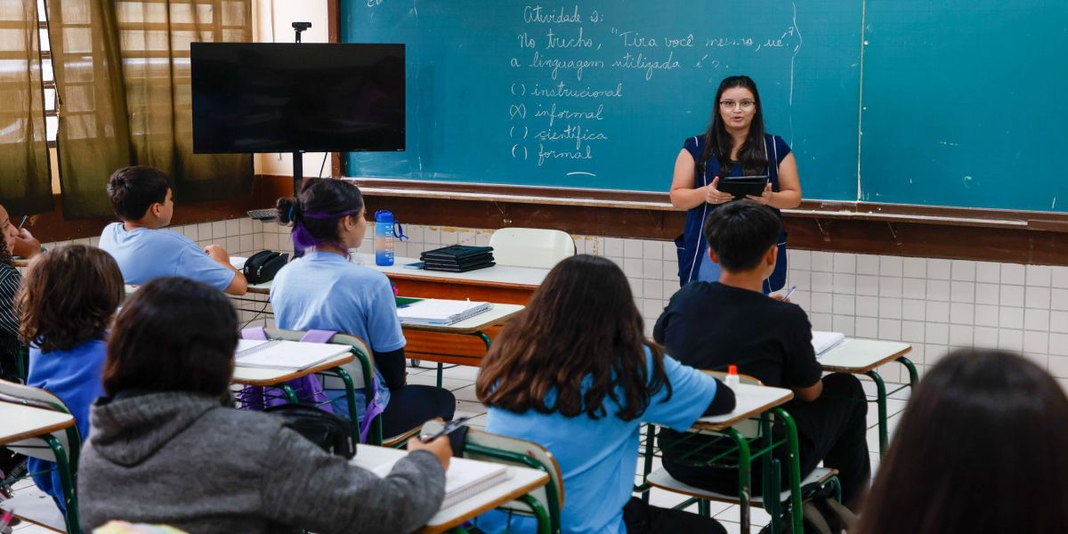Paraná fortalece ações para educadores, com valorização e oportunidade de crescimento
