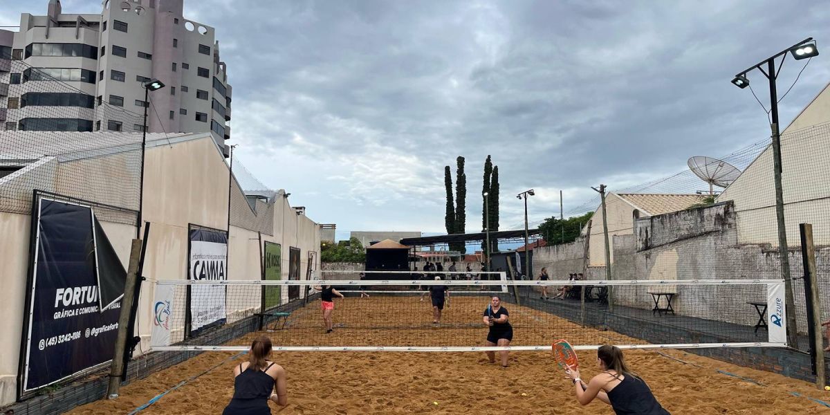 Circuito de Beach Tennis agita Corbélia com disputas acirradas e premiação especial