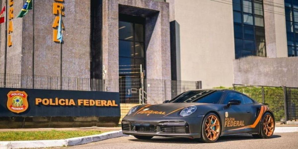 Porsche de R$ 1,5 milhão vira viatura da Polícia Federal em Santa Catarina