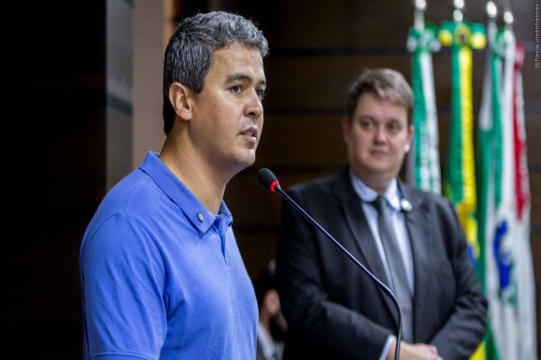 Deputado Diego Garcia pede mais demandas de Cascavel para o orçamento federal