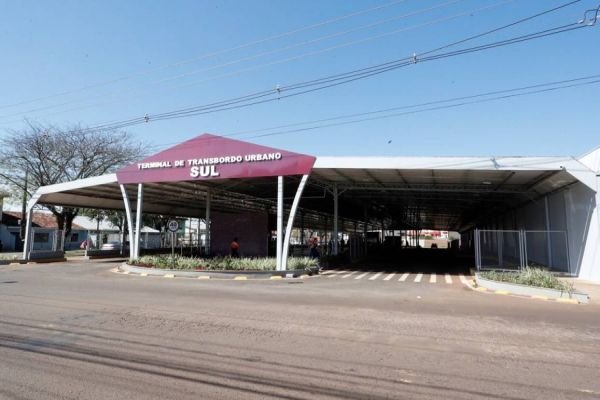 Com obras de pavimentação na Rua Rio da Paz, acesso ao Terminal de Transbordo Sul terá mudanças