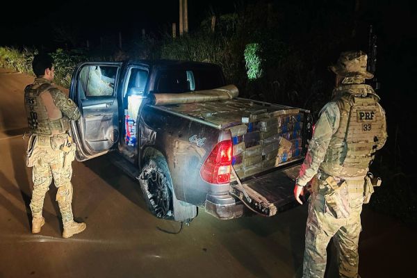PRF apreende quase 1 tonelada e meia de maconha após acompanhamento na BR-163 em Lindoeste