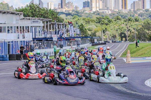 Cascavel realiza 2ª etapa do Metropolitano de Kart