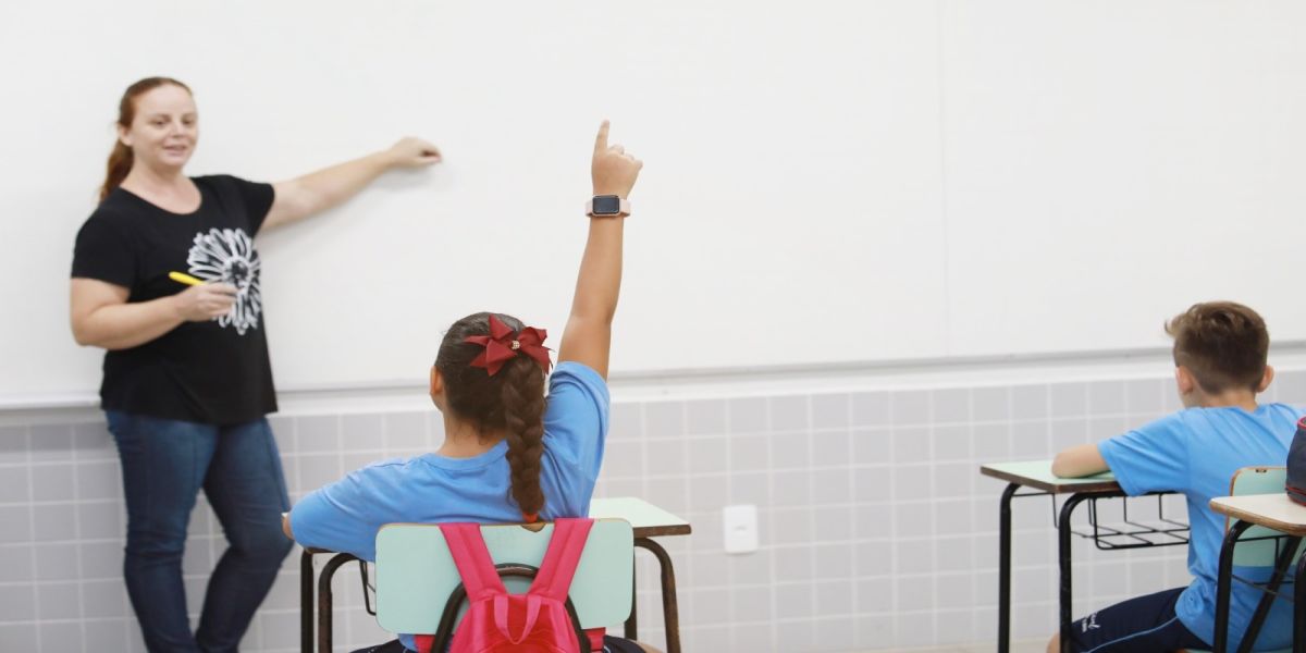 Prefeitura convoca mais de 200 profissionais para atuar na educação de Cascavel