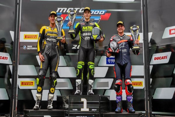 Turquinho "soberano" na estreia da GP600 no MOTO1000GP