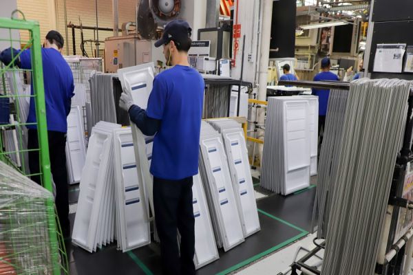 Região de Cascavel reúne 22% de todas as 22,2 mil vagas de emprego disponíveis no Paraná