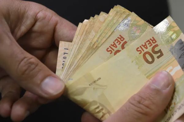 Paraná tem 32,3 mil contratos e R$ 214 milhões em empréstimos no Crédito do Trabalhador