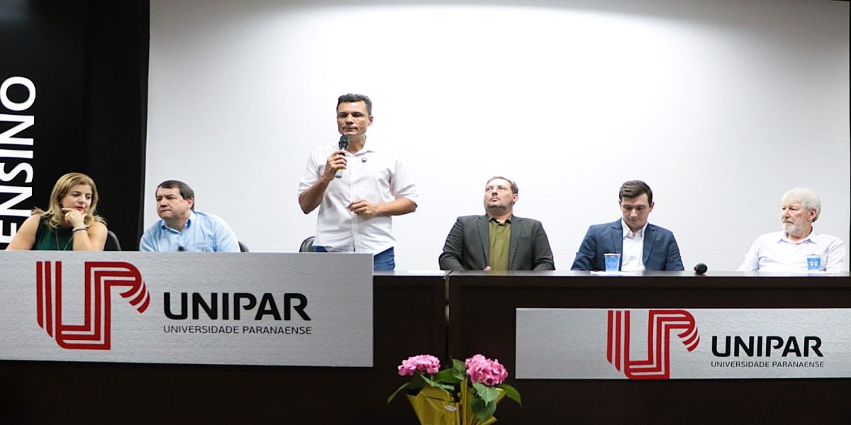 Seminário promovido pela Itaipu em Cascavel reúne mais de 400 profissionais de Educação