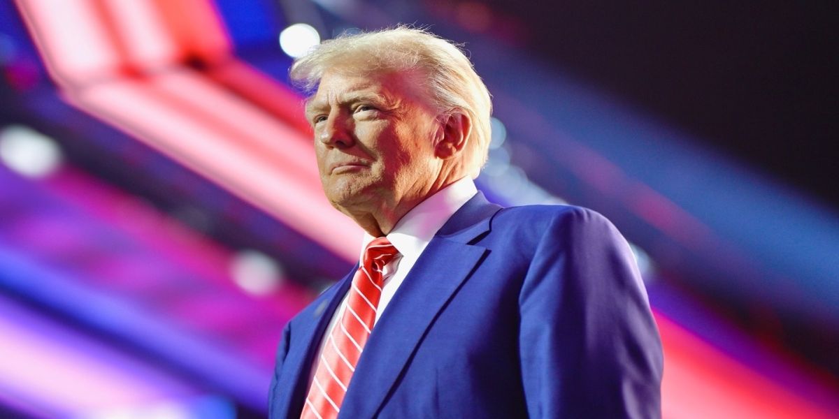 Trump eleva taxação da China para 125% e reduz de 75 países para 10%