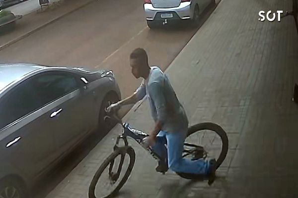 Bicicleta furtada é recuperada após anúncio em rede social e dois são presos em Cascavel