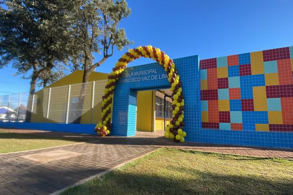 Escola Francisco Vaz de Lima é totalmente revitalizada e recebe investimento de mais de R$ 6 milhões
