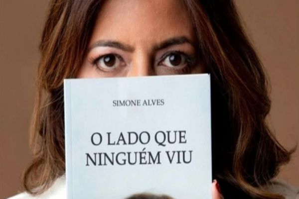 Imagem referente a notícia: Histórias que salvam: Médica do Consamu lança livro sobre perdão e superação