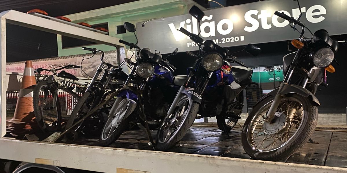 PM realiza Operação de Trânsito em Cascavel e recolhe motocicletas irregulares