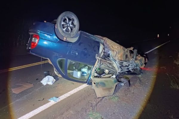 Colisão entre Corsa e Toyota deixa um morto e cinco feridos na PR-497, em Itaipulândia
