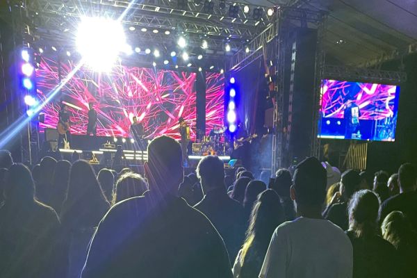 Imagem referente a notícia: ExpoBraga 2025 celebra os 43 anos de Braganey com festa, fé e música