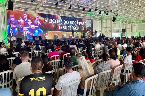 Fetracoop reúne mais de 2 mil trabalhadores em Cascavel
