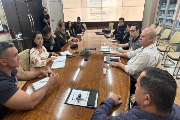 Imagem referente a notícia: Prefeitura e SerToledo iniciam discussão sobre Estatuto da Guarda Municipal