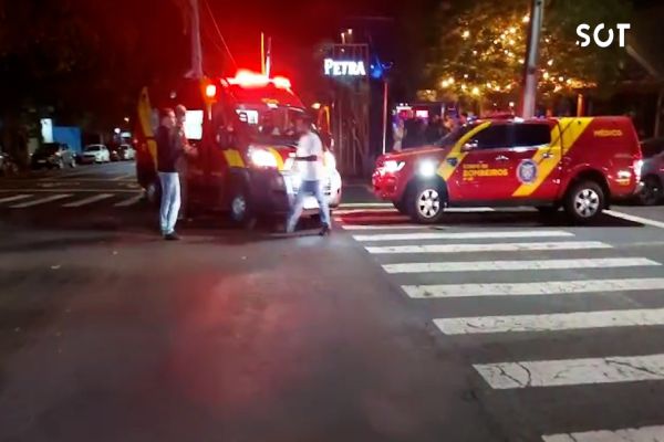 Disparos em frente a comércio no Centro de Cascavel, terminam em perseguição e prisão de dois homens