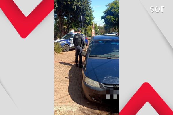 Imagem referente a notícia: Guarda Municipal recupera carro furtado no Bairro Cataratas em Cascavel