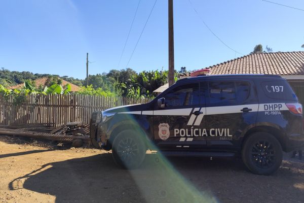 Imagem referente a notícia: Corpo com marcas de tiros é encontrado próximo ao Cemitério da Tormenta no Distrito de Juvinópolis