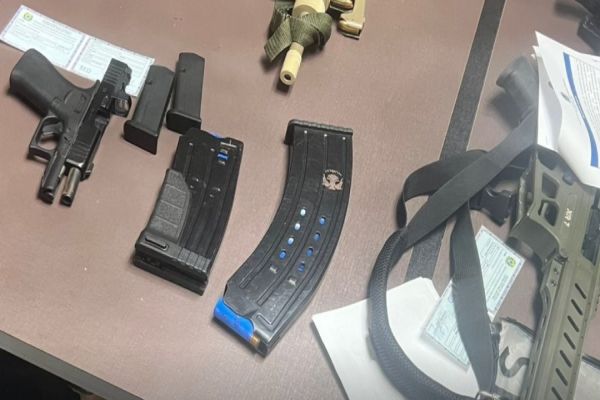Imagem referente a notícia: PF desarticula quadrilha familiar que movimentou R$ 10 milhões em descaminho e lavagem de dinheiro