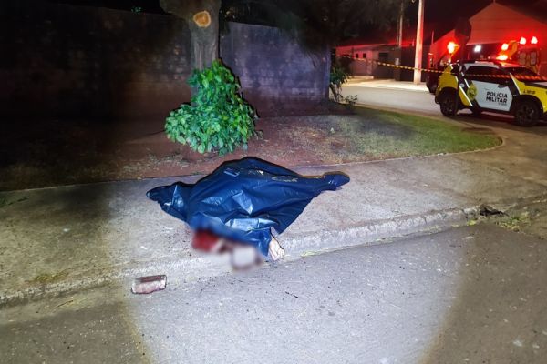 Imagem referente a notícia: Homem é morto a pedradas no Bairro Coqueiral em Cascavel