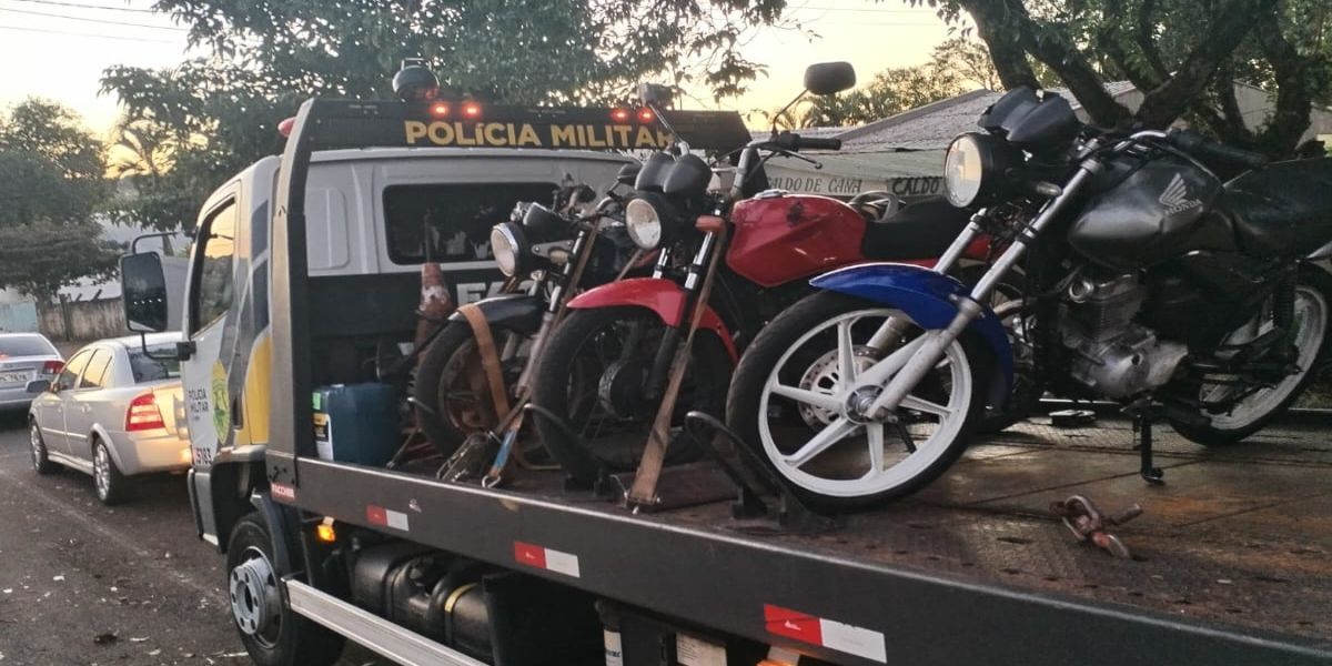 PM e GOTran fecham o cerco na região central e norte de Cascavel e recolhem motos durante operação de trânsito