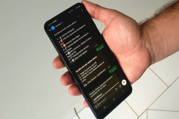 Imagem referente a notícia: Sanepar tem nova forma de pagamento diretamente pelo WhatsApp ou app do banco